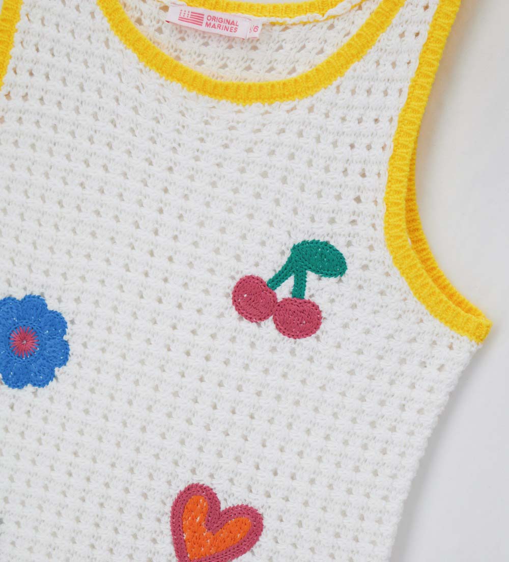 Girl's knitted dress