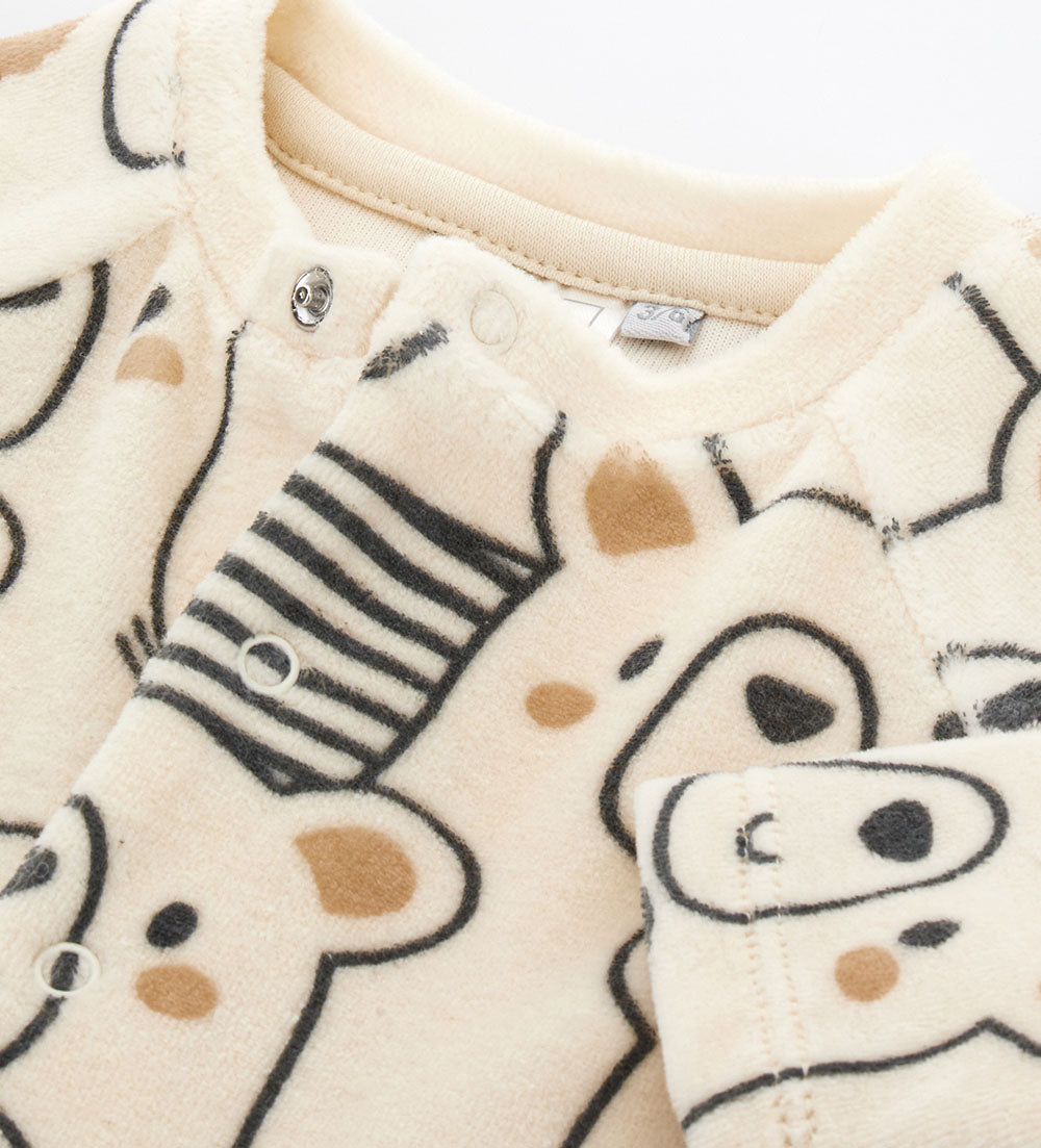NEWBORN'S ONESIE-5