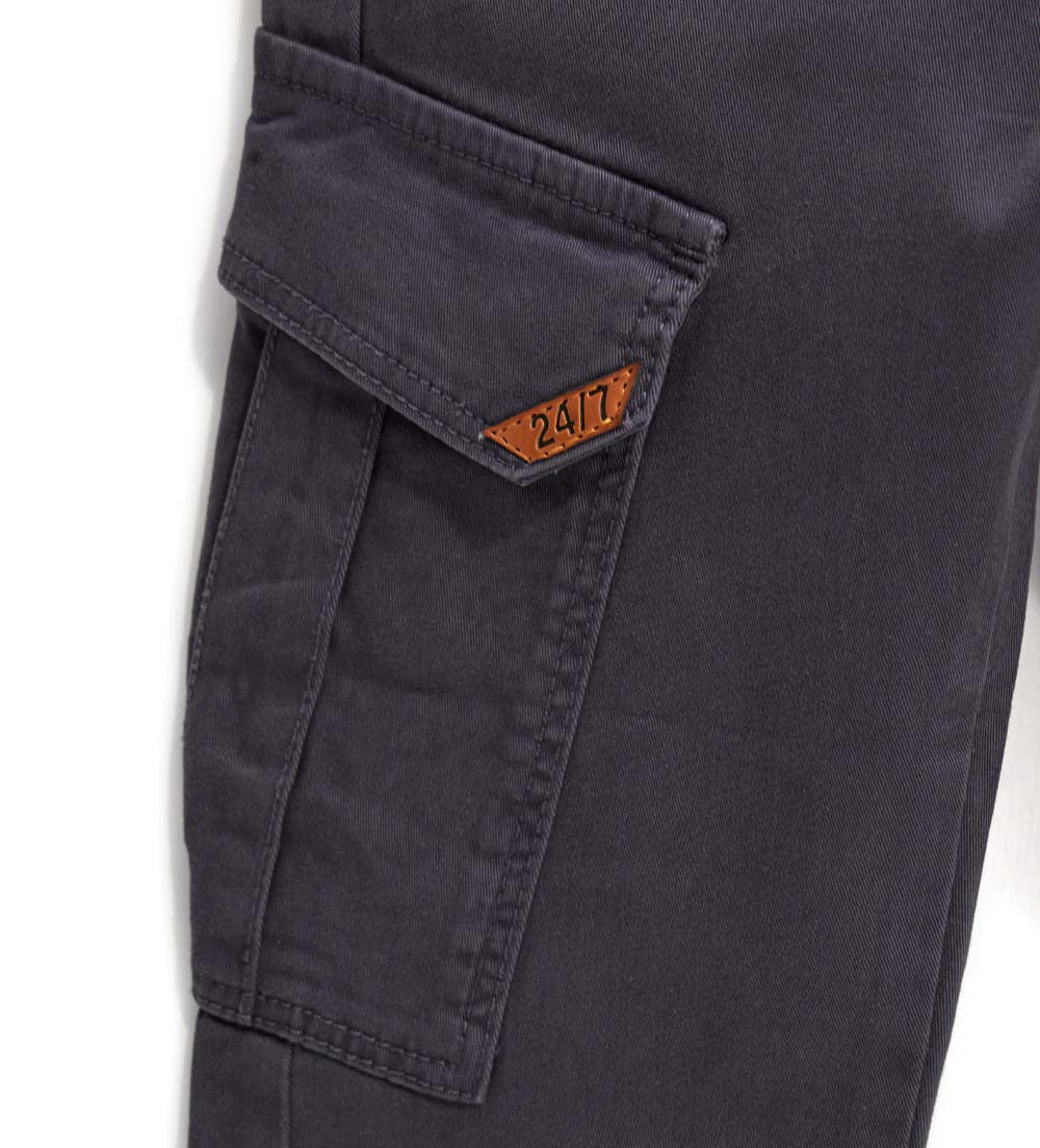 Boy's pants-36