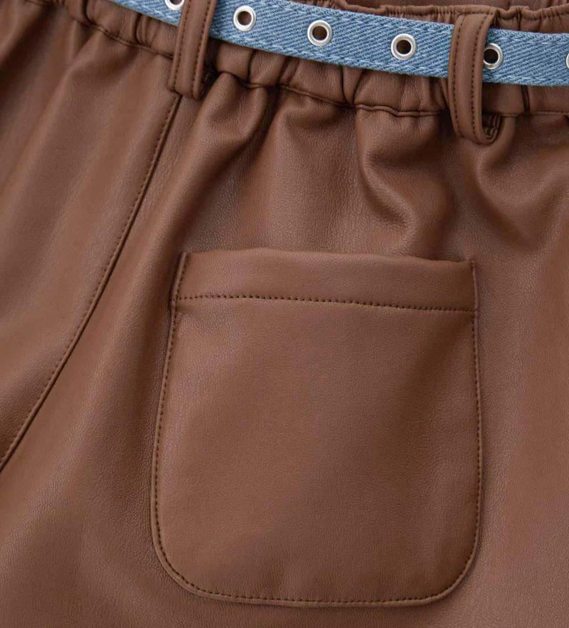 Baby girl's faux leather shorts