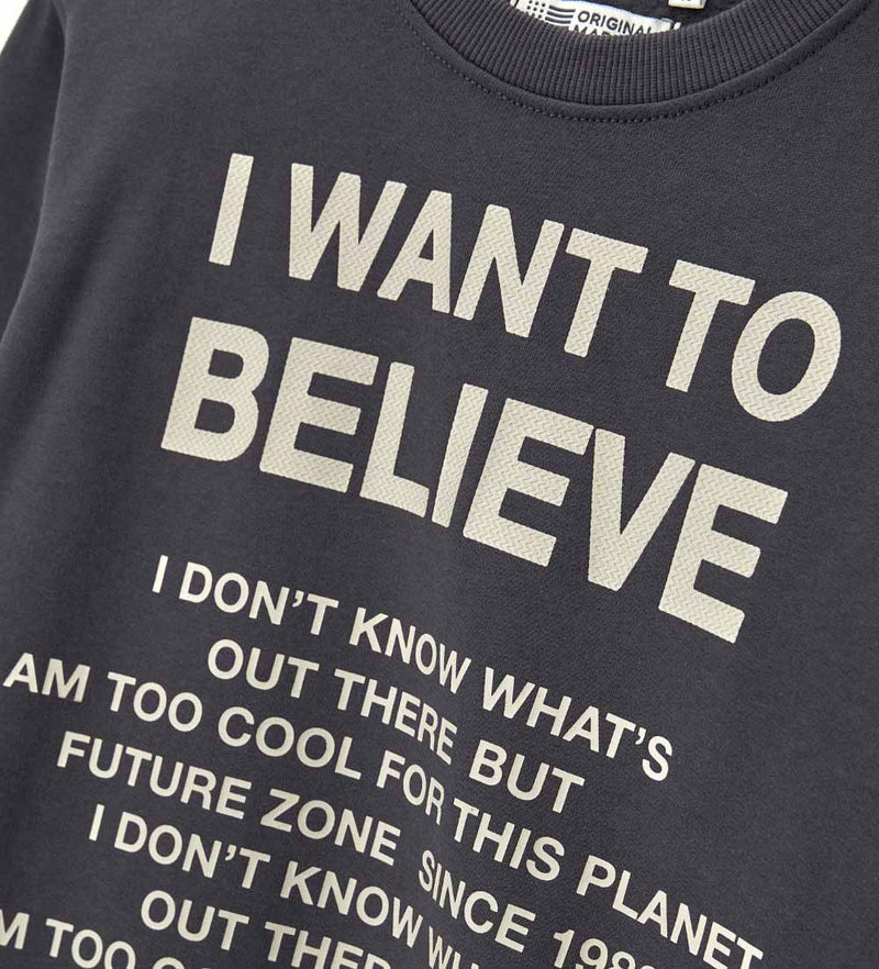 Boy's sweatshirt