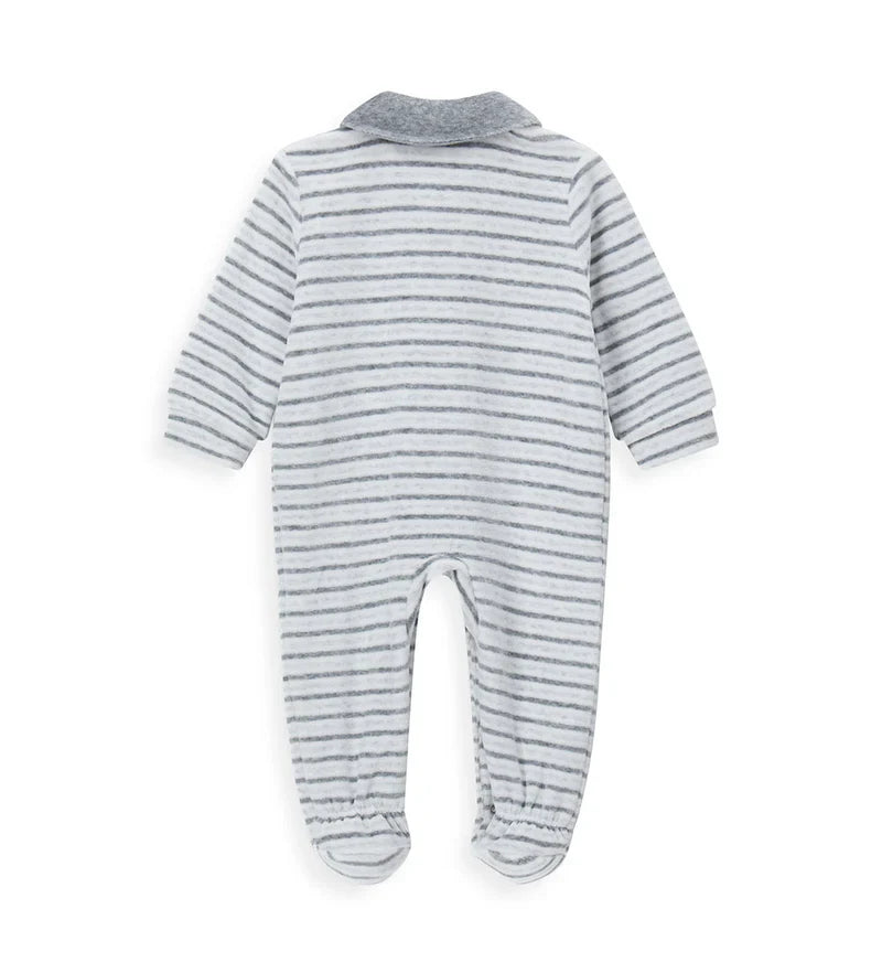 Newborn's onesie